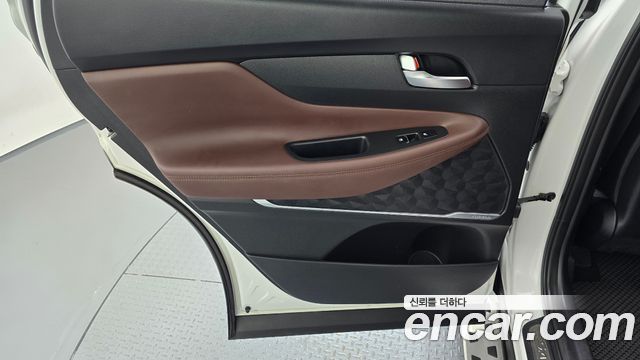 Hyundai Santafe 2019 — photo 15