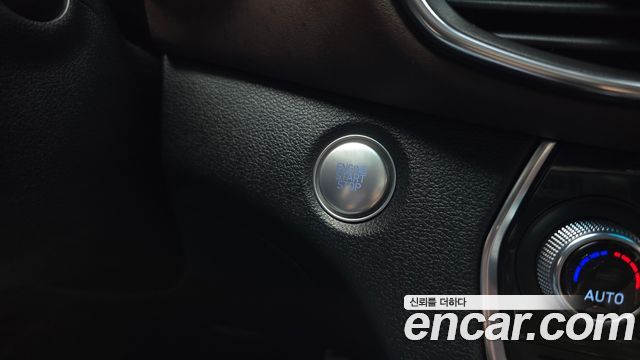 Hyundai Santafe 2019 — photo 27