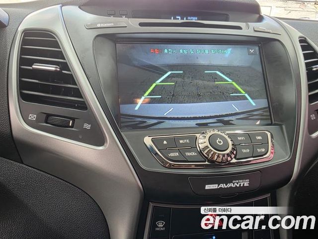 Hyundai AVANTE 2014 — photo 11