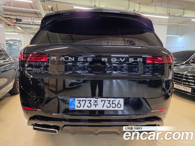 Land Rover Range Rover Sport 2026 — photo 3