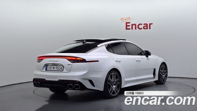 Kia Stinger 2021 — photo 2