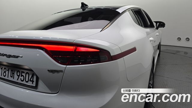 Kia Stinger 2021 — photo 9