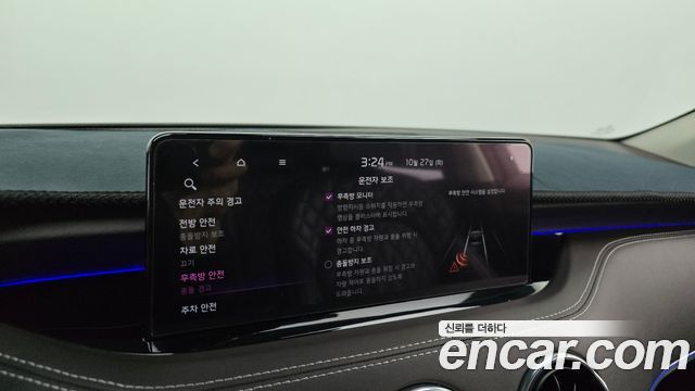 Kia Stinger 2021 — photo 32