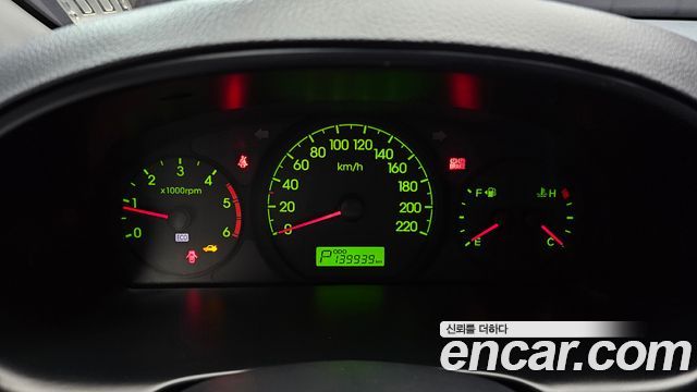 Hyundai Starex 2015 — photo 11