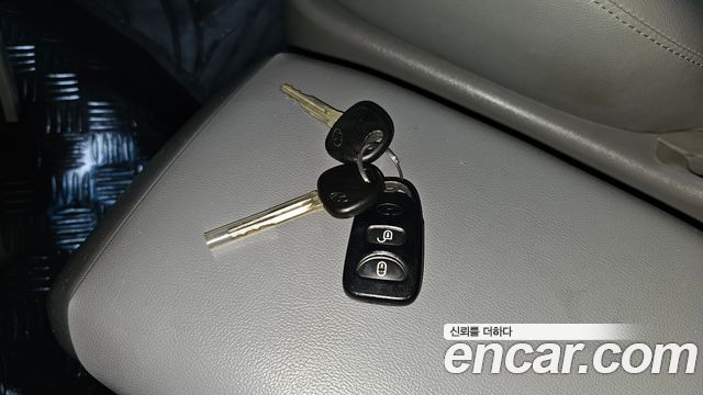 Hyundai Starex 2015 — photo 28