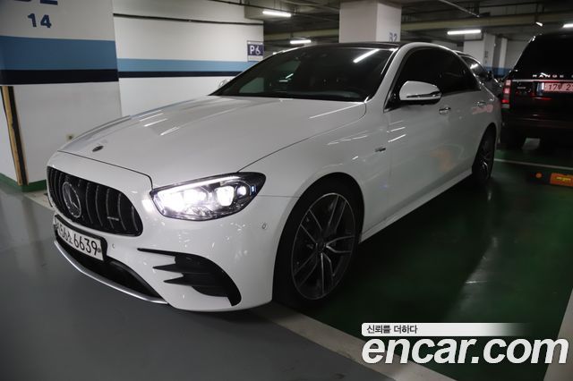 Mercedes-Benz E-Class 2021 — photo 1