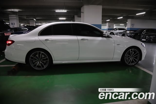 Mercedes-Benz E-Class 2021 — photo 5