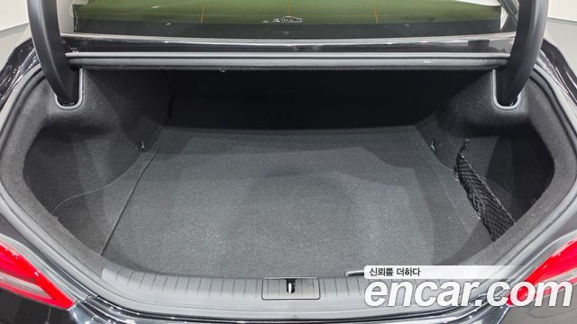 Genesis G70 2019 — photo 20