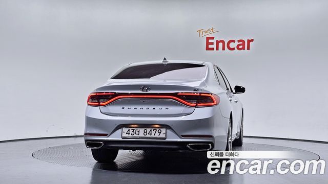 Hyundai Grandeur 2018 — photo 4