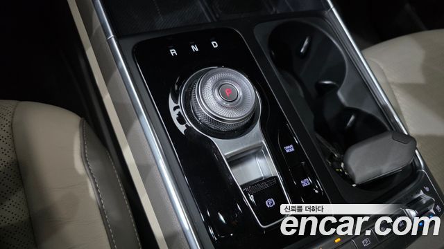 Kia Canival 2025 — photo 9
