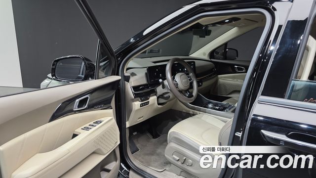 Kia Canival 2025 — photo 10
