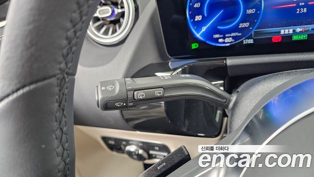Mercedes-Benz EQA 2026 — photo 30