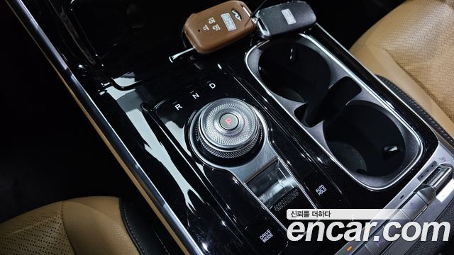 Kia Canival 2022 — photo 12