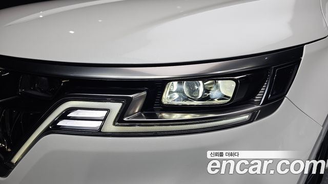 Kia Canival 2022 — photo 8