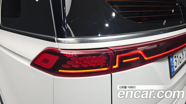 Kia Canival 2022 — photo 9
