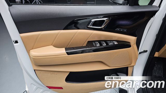 Kia Canival 2022 — photo 14