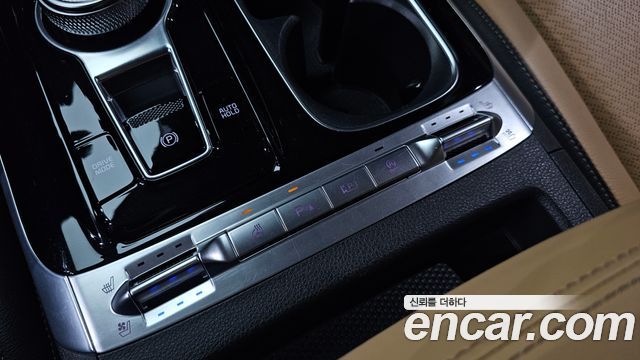 Kia Canival 2022 — photo 29