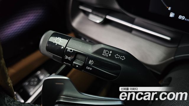 Kia Canival 2022 — photo 32
