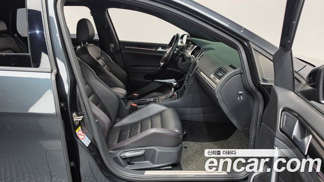 Volkswagen Golf 2015 — photo 11