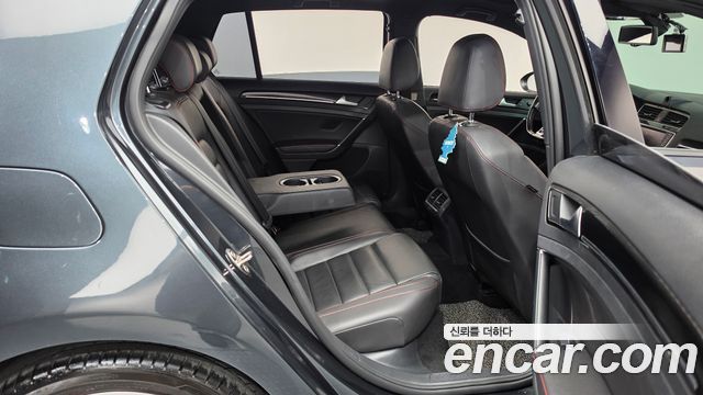 Volkswagen Golf 2015 — photo 12