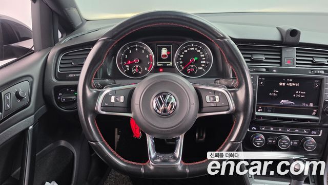 Volkswagen Golf 2015 — photo 13
