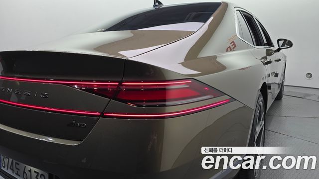 Genesis G90 2023 — photo 9
