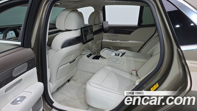 Genesis G90 2023 — photo 27