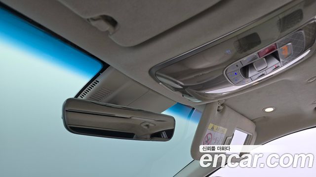 Genesis G90 2023 — photo 29