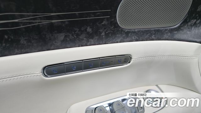 Genesis G90 2023 — photo 35