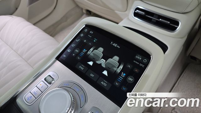 Genesis G90 2023 — photo 38