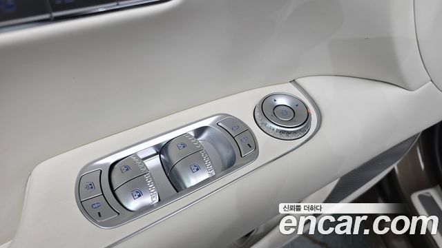 Genesis G90 2023 — photo 42