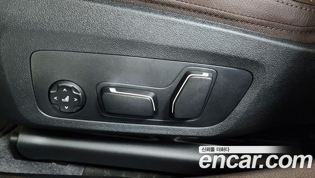 BMW 4-Series 2026 — photo 13