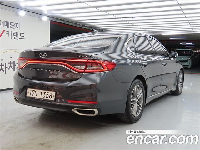 Hyundai Grandeur 2017 — photo 2