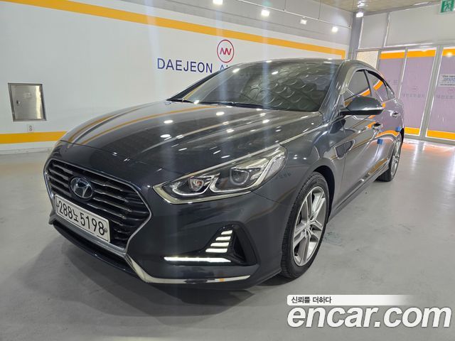 Hyundai Sonata 2019 — photo 1