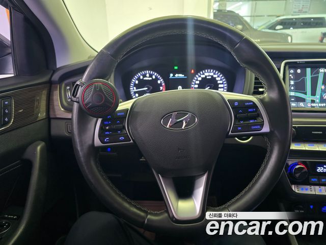 Hyundai Sonata 2019 — photo 19