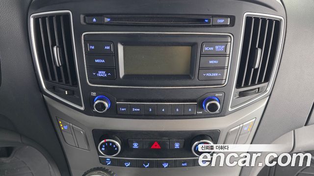 Hyundai Starex 2019 — photo 20
