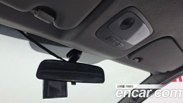 Hyundai Starex 2019 — photo 21