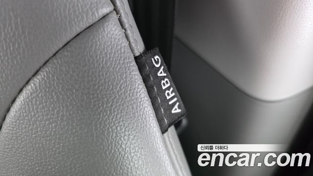 Hyundai Starex 2019 — photo 25