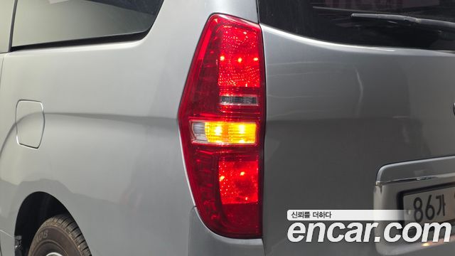Hyundai Starex 2019 — photo 9