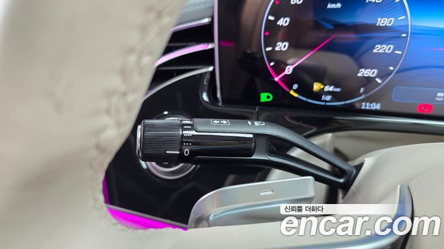 Mercedes-Benz E-Class 2025 — photo 25