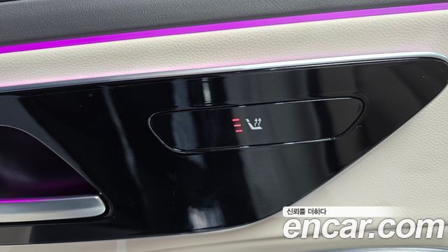 Mercedes-Benz E-Class 2025 — photo 27