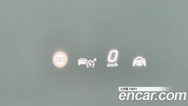 Mercedes-Benz E-Class 2025 — photo 29