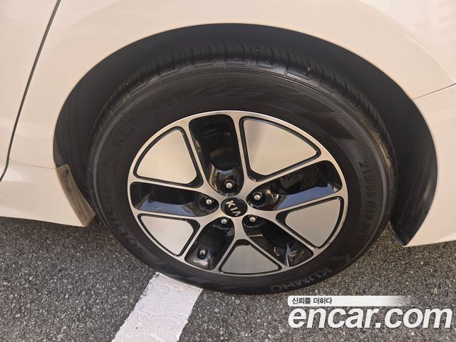 Kia K5 2014 — photo 18
