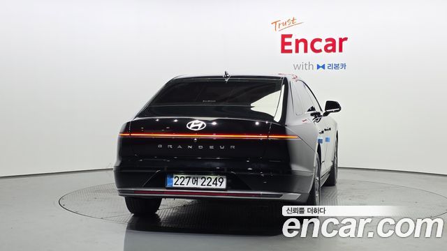 Hyundai Grandeur 2023 — photo 4