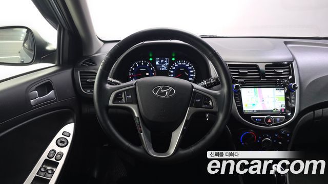 Hyundai Accent 2018 — photo 19