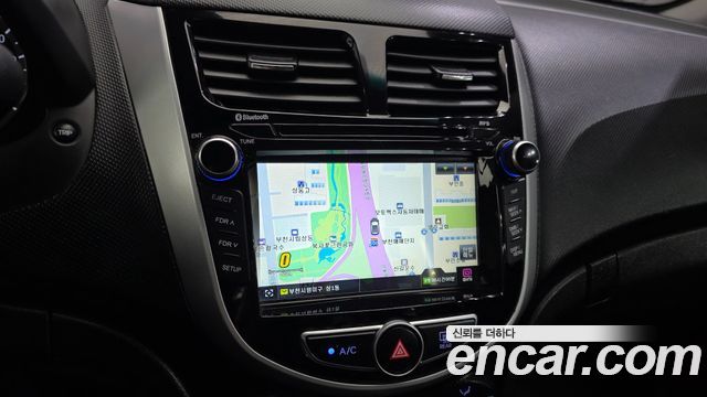 Hyundai Accent 2018 — photo 21