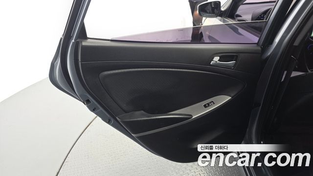 Hyundai Accent 2018 — photo 15