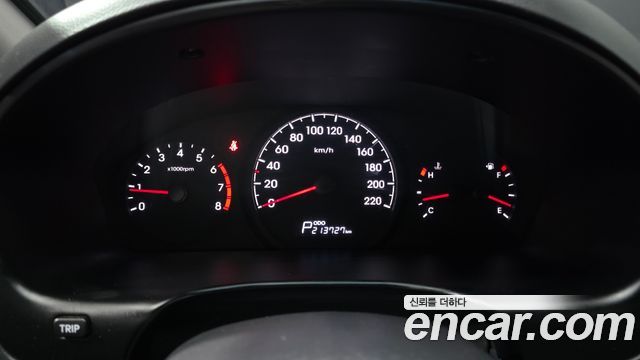 Hyundai Starex 2019 — photo 8