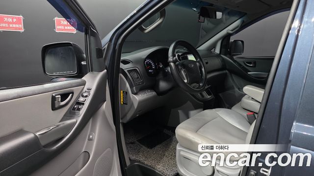 Hyundai Starex 2019 — photo 10