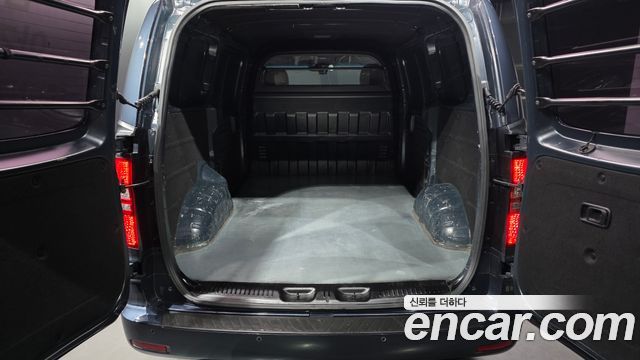 Hyundai Starex 2019 — photo 20